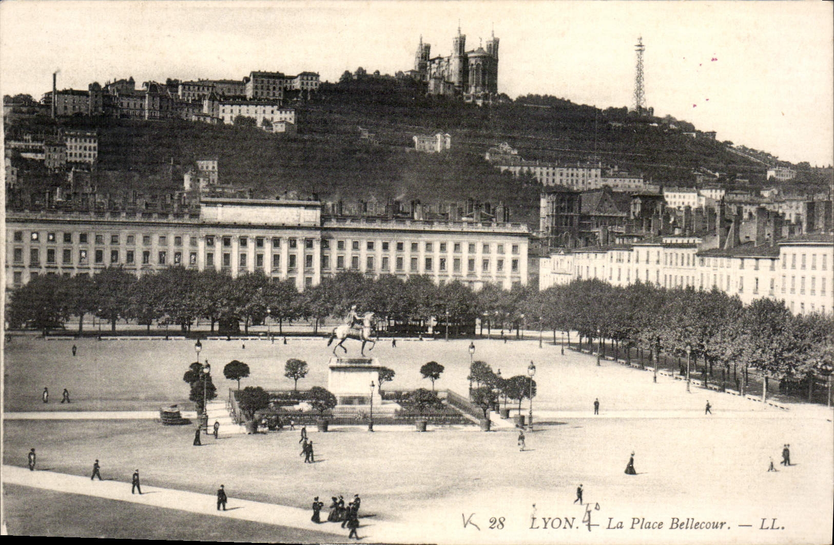 CPA Lyon La Place Bellecour 