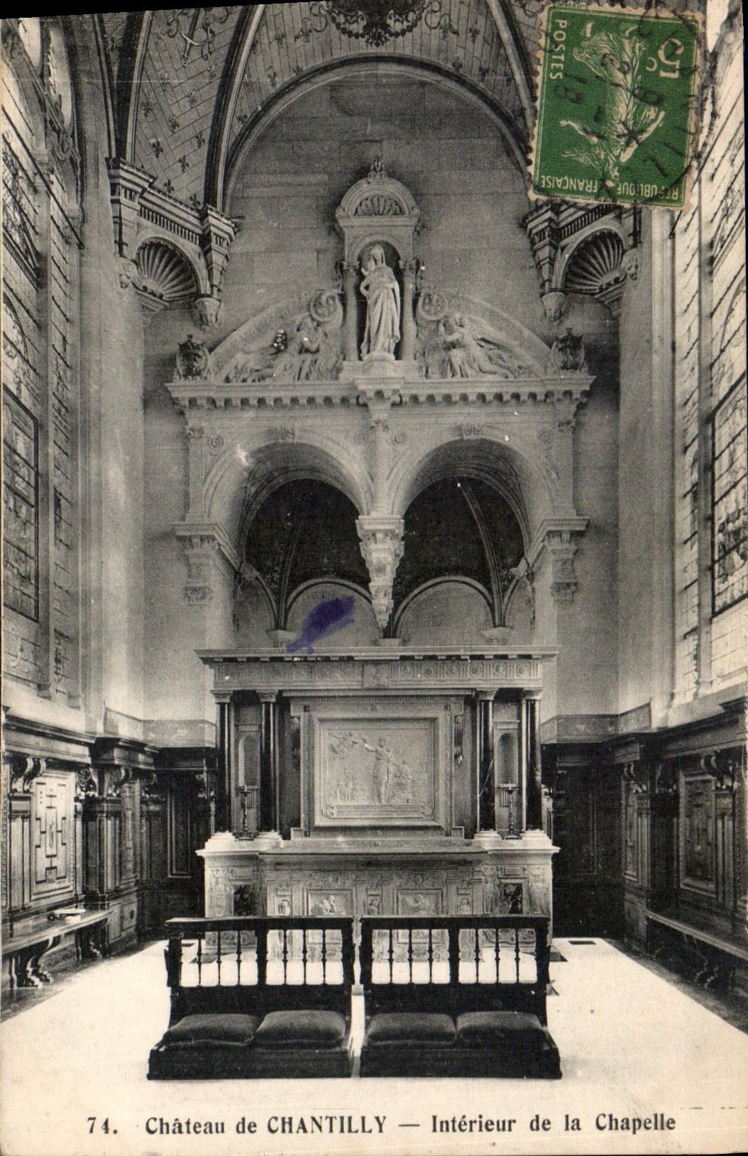 CPA Chateau de Chantilly Interieur de la Chapelle 