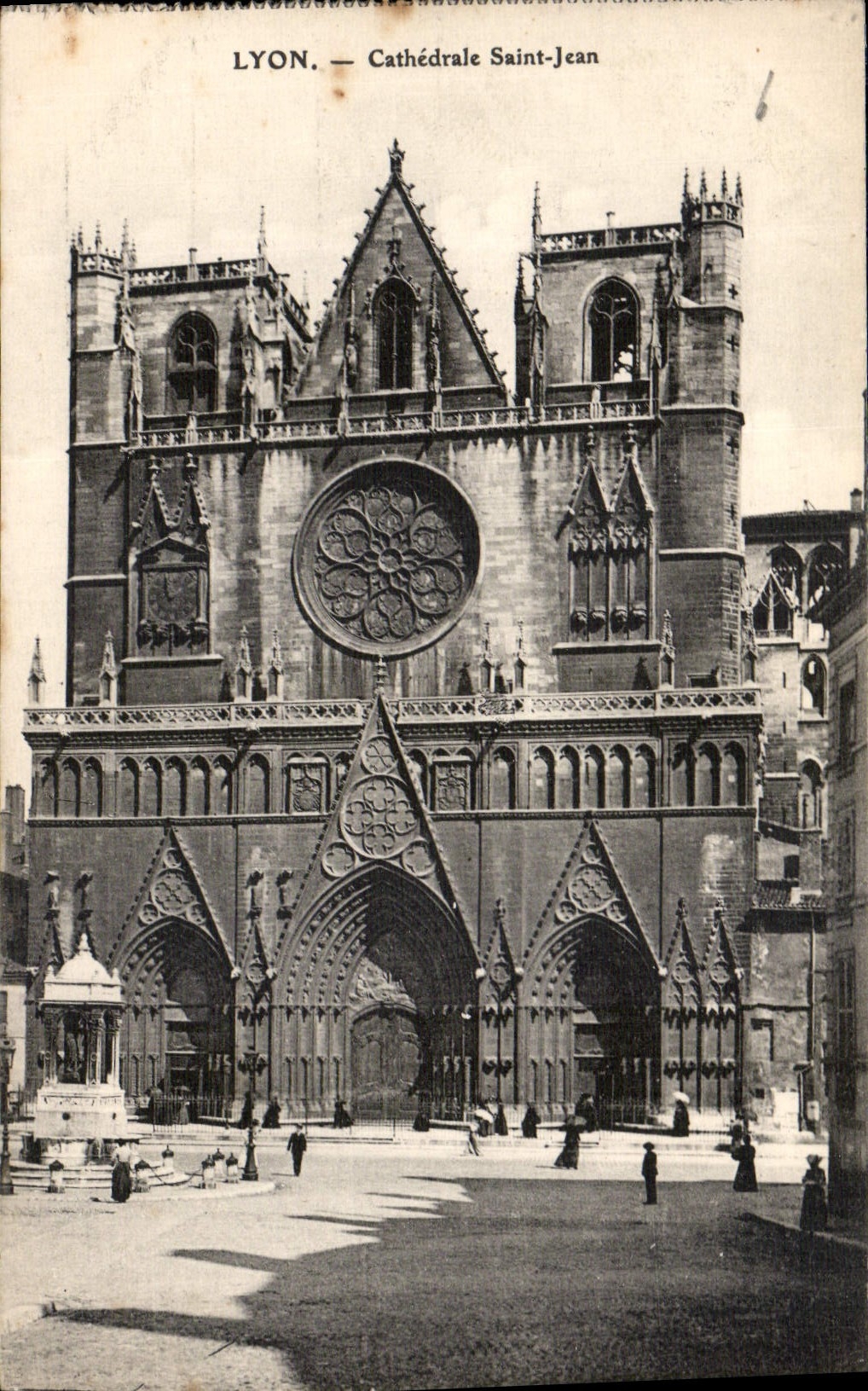 CPA Lyon Cathedrale Saint Jean 