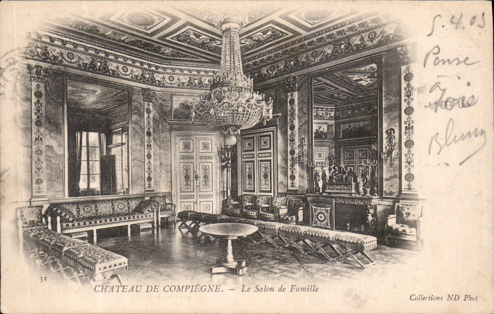 CPA Chateau de Compiegne Le Salon de Famille 