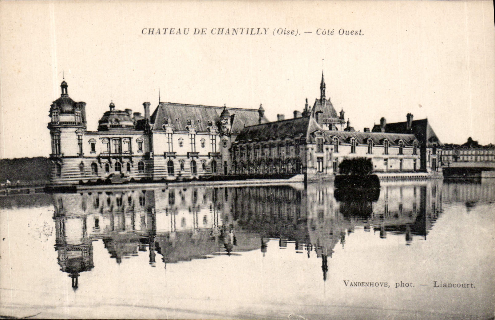 CPA Chateau de Chantilly Oise Cote Ouest