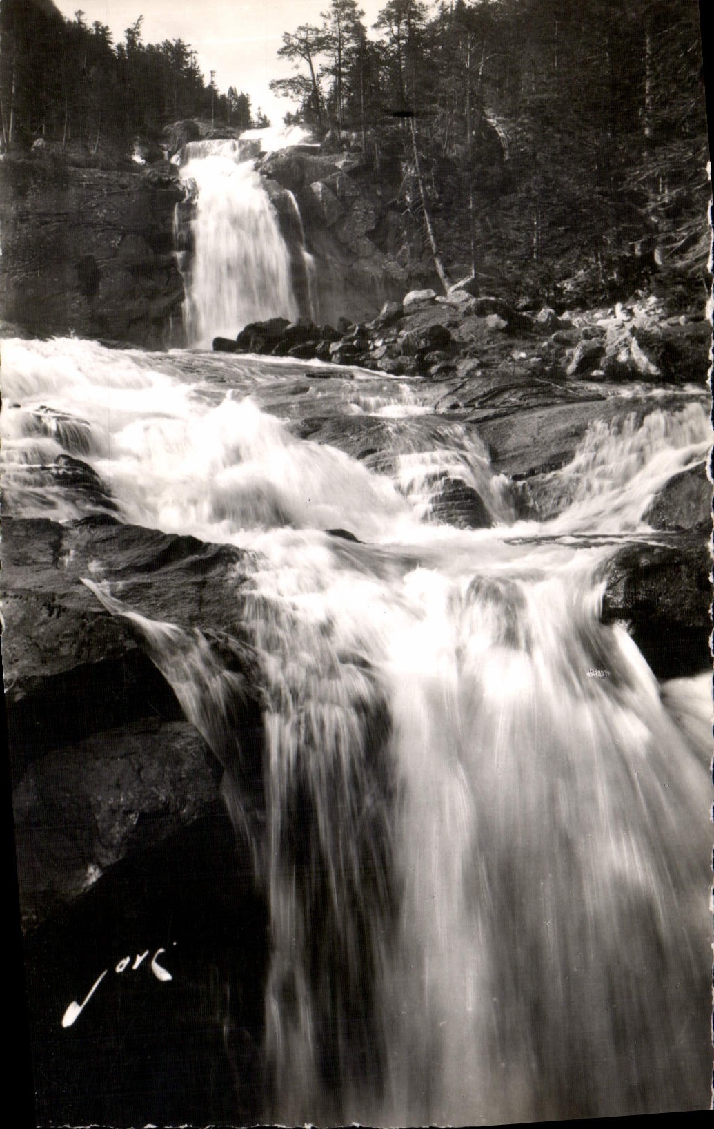 CPA Le Pont d'Espagne La cascade 