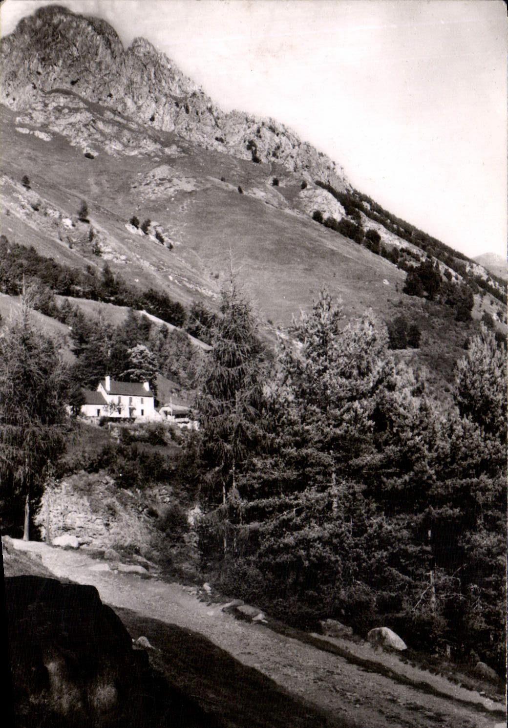 CPA Cauterets La Maison Basque 