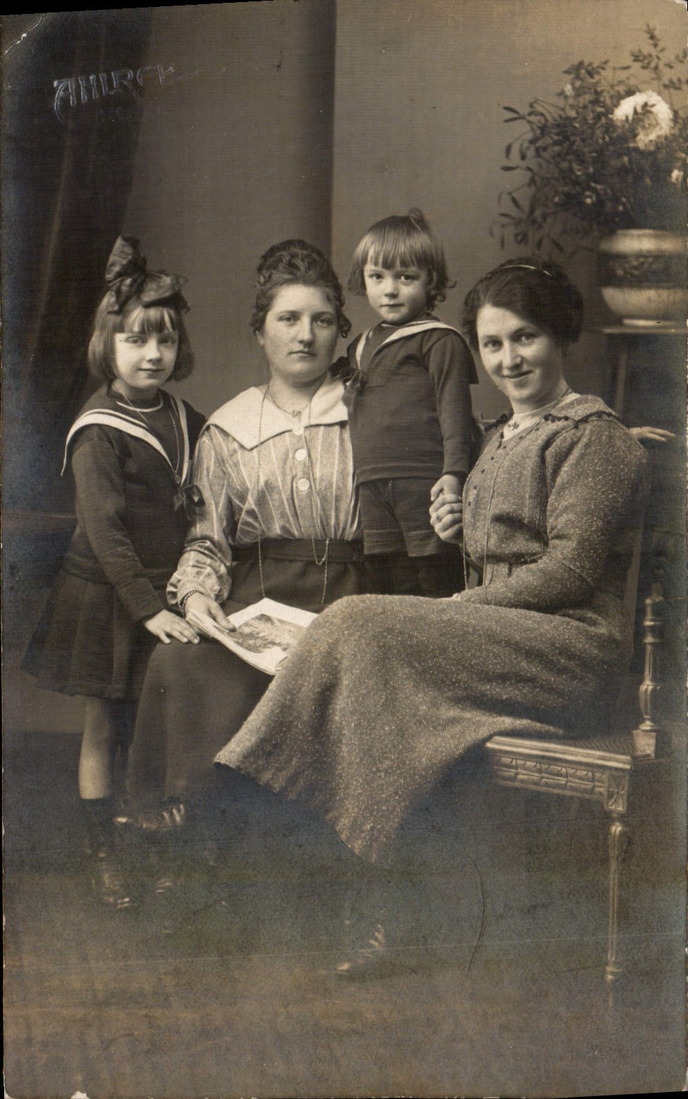 CARTE PHOTO Femme Enfants