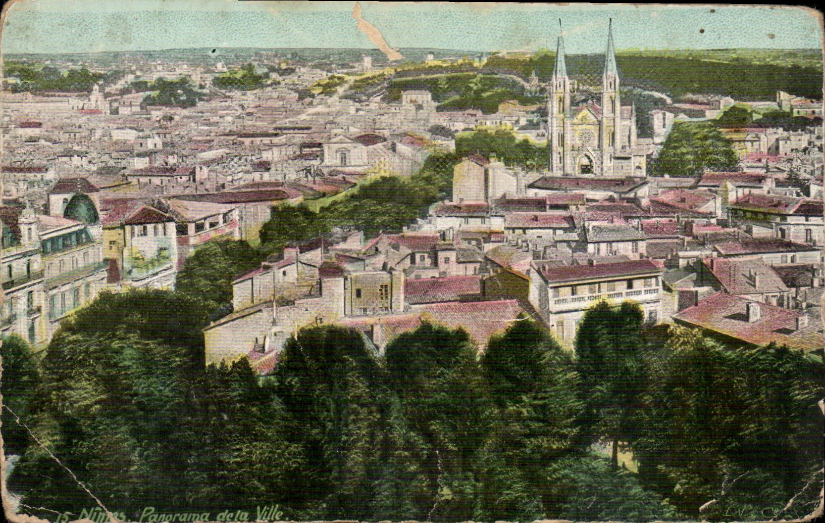 CPA Nimes Panorama de la Ville