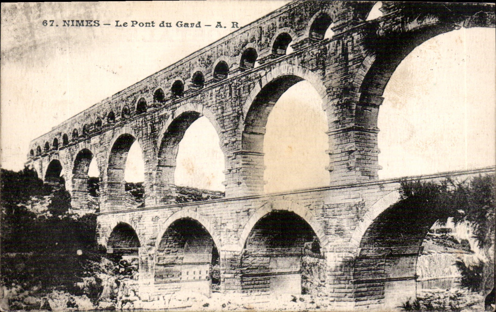 CPA Nimes Le Pont du Gard 