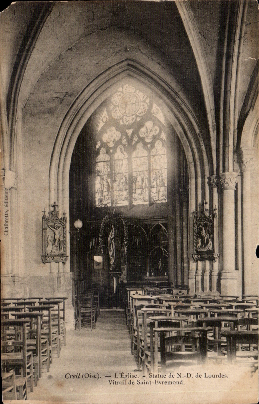 CPA Creil Oise L'Eglise Statue de ND de Lourdes Vitrail de Saint Evremond