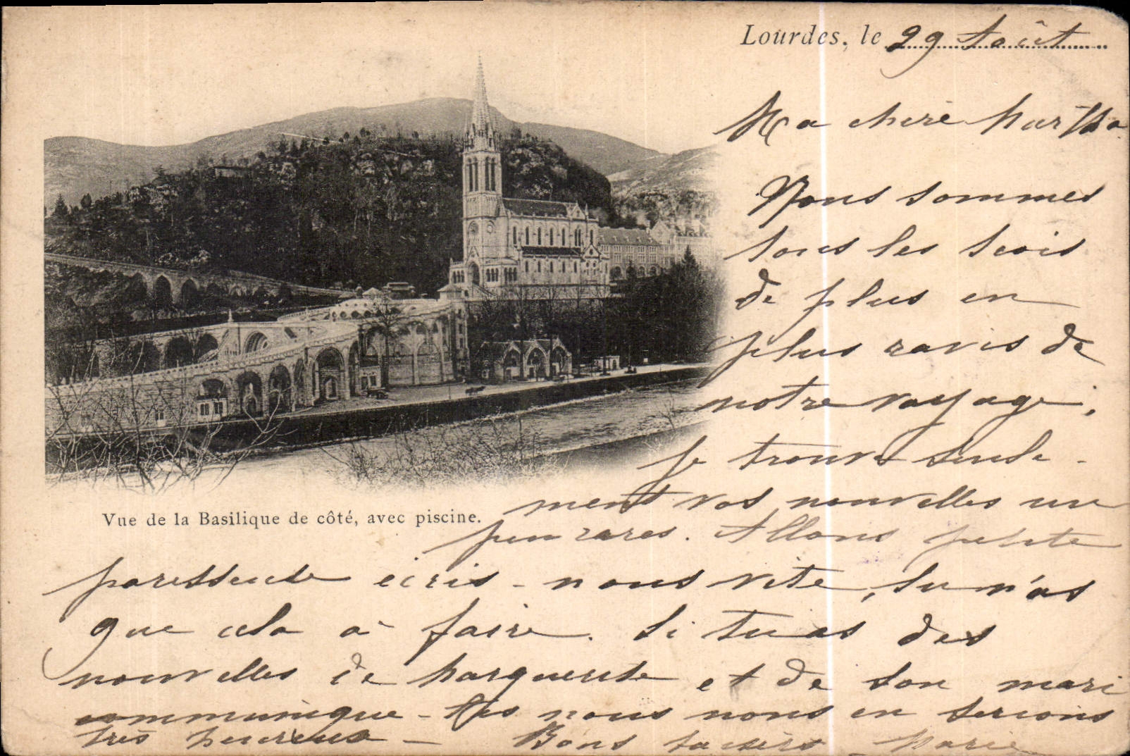 CPA Lourdes Vue Basilique de cote avec piscine Carte 1900