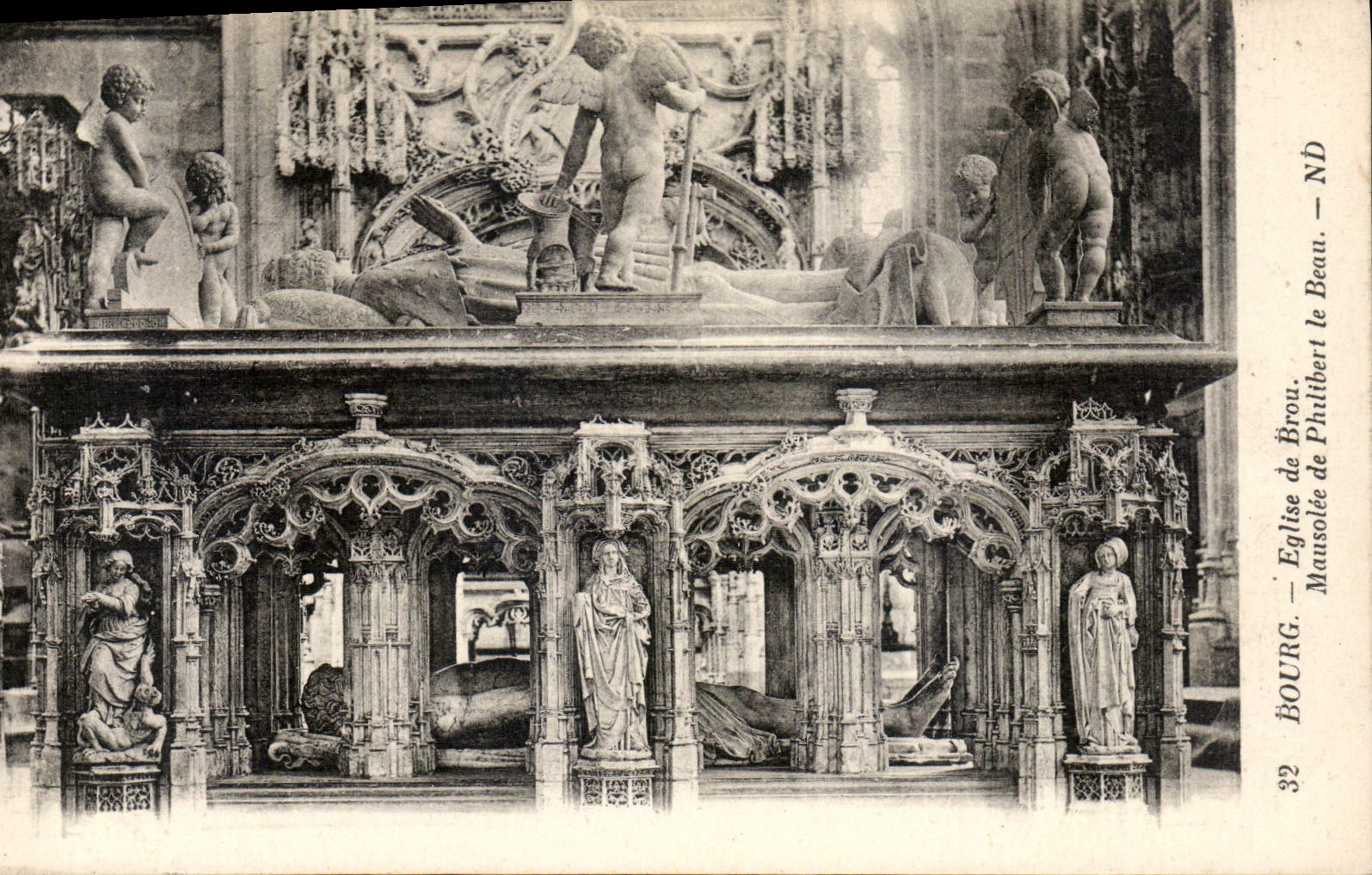 CPA Bourg Eglise de Brou Mausolee de Philibert le Beau 