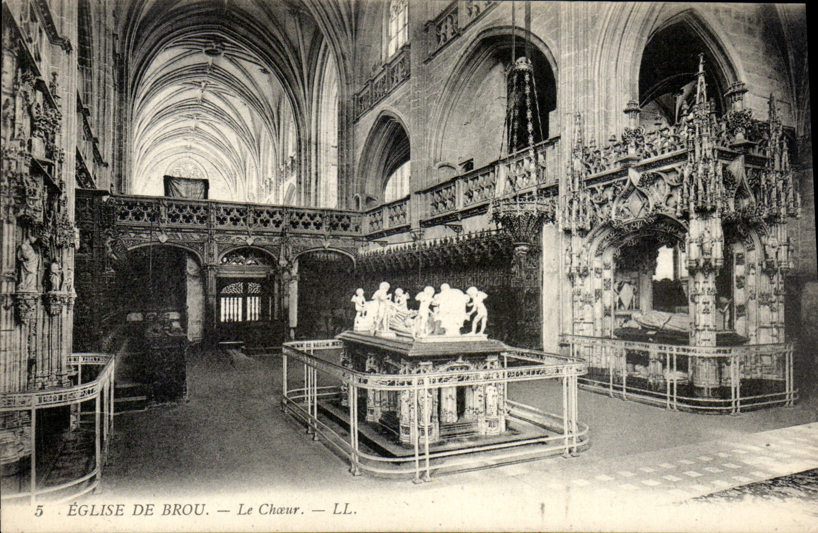 CPA Eglise de Brou Le Choeur 