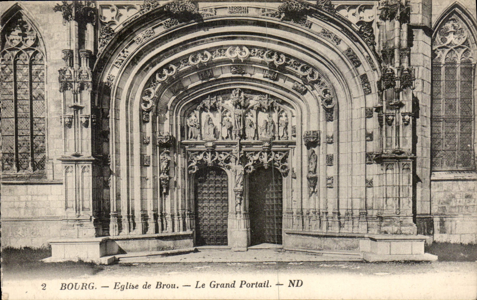 CPA Bourg Eglise de Brou Le Grand Portail 