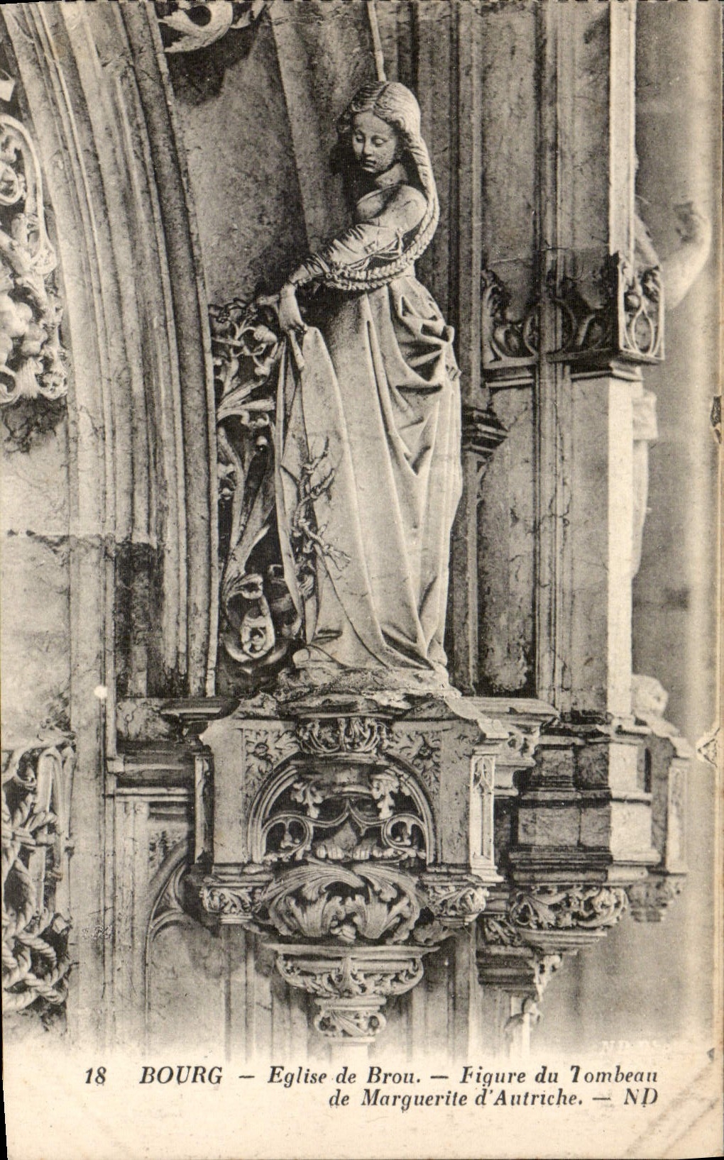 CPA Bourg Eglise de Brou Figure du Tombeau de Marguerite d'Autriche