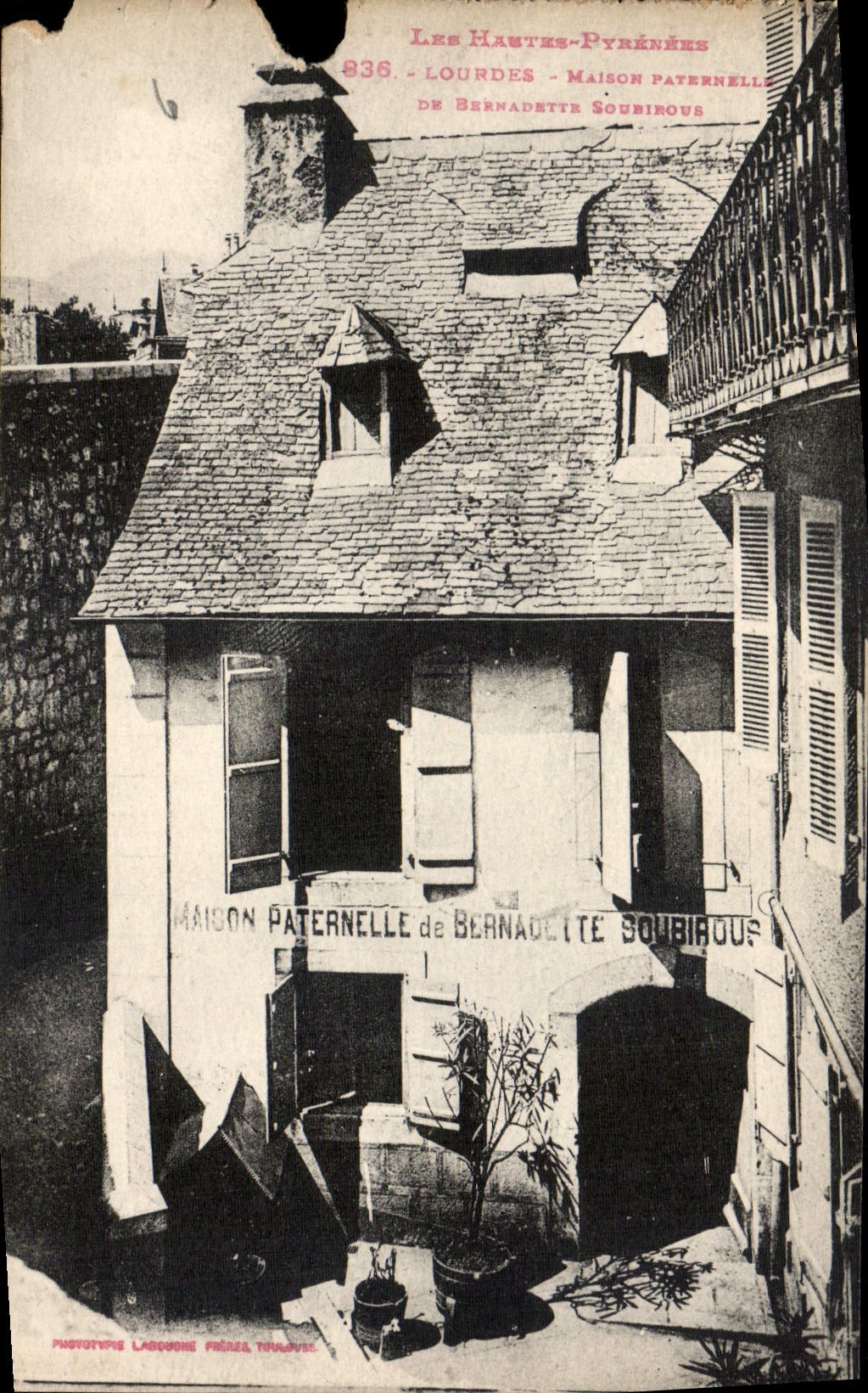 CPA Les Hautes Pyrenees Lourdes Maison Paternelle de Bernadette Soubirous