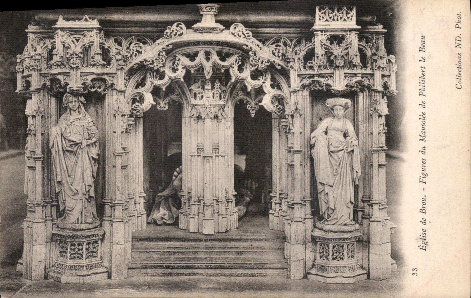 CPA Eglise de Brou Figures de Mausolee de Philibert le Beau
