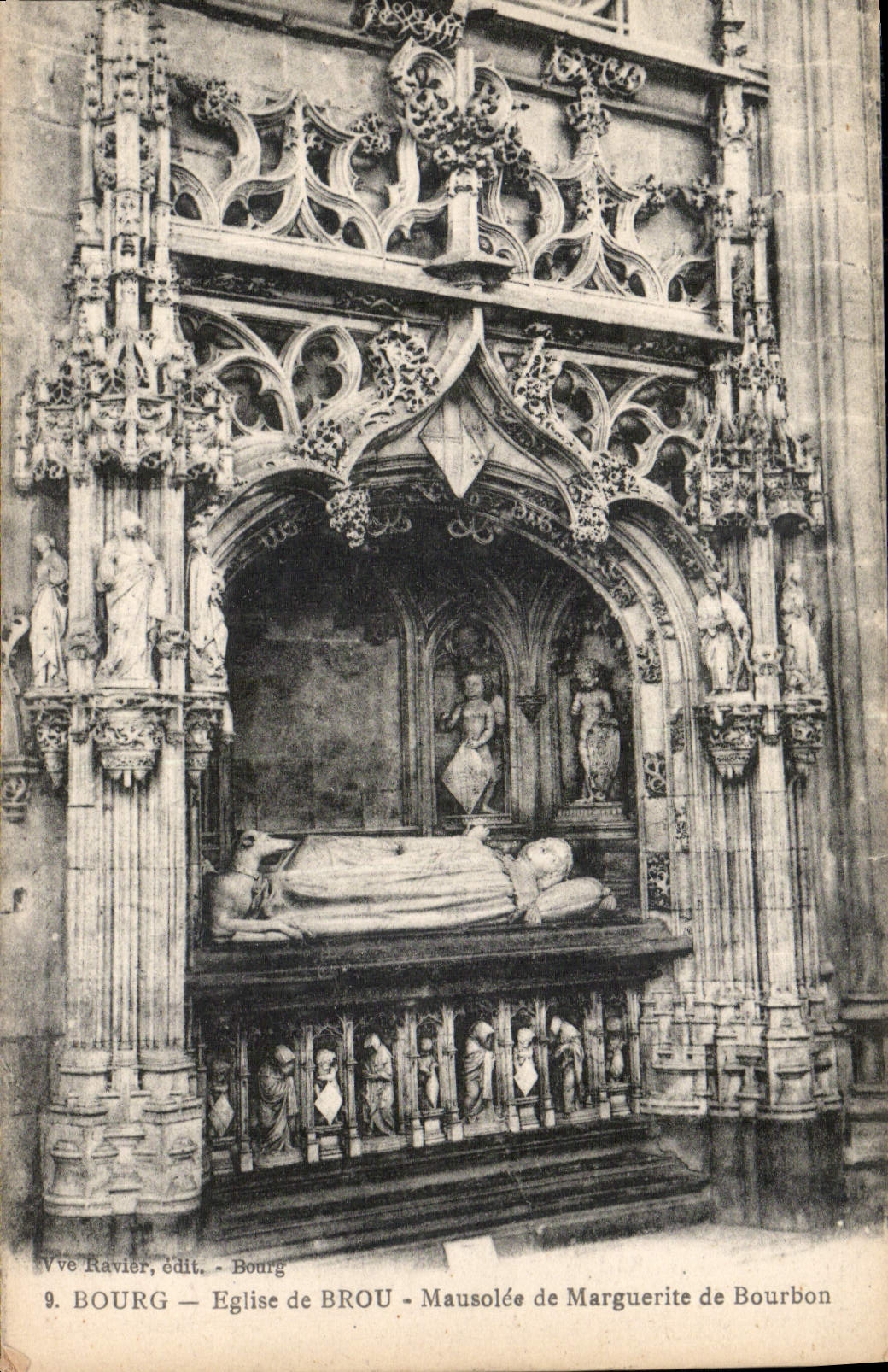 CPA Bourg Eglise de Brou Mausolee de Marguerite de Bourbon 