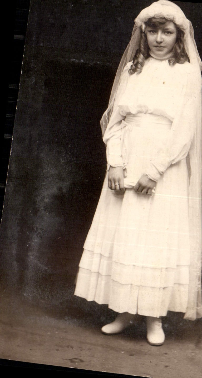 CARTE PHOTO Enfant Communiante