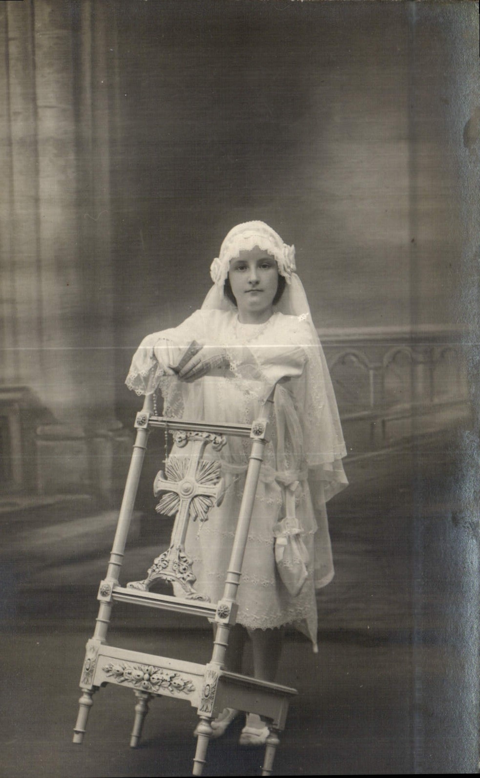 CARTE PHOTO Enfant Communiante