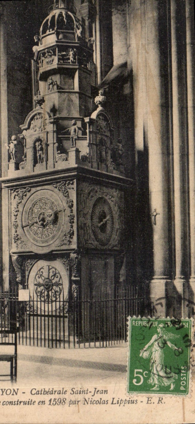 CPA Lyon Cathedrale Saint Jean L'horloge astronomique