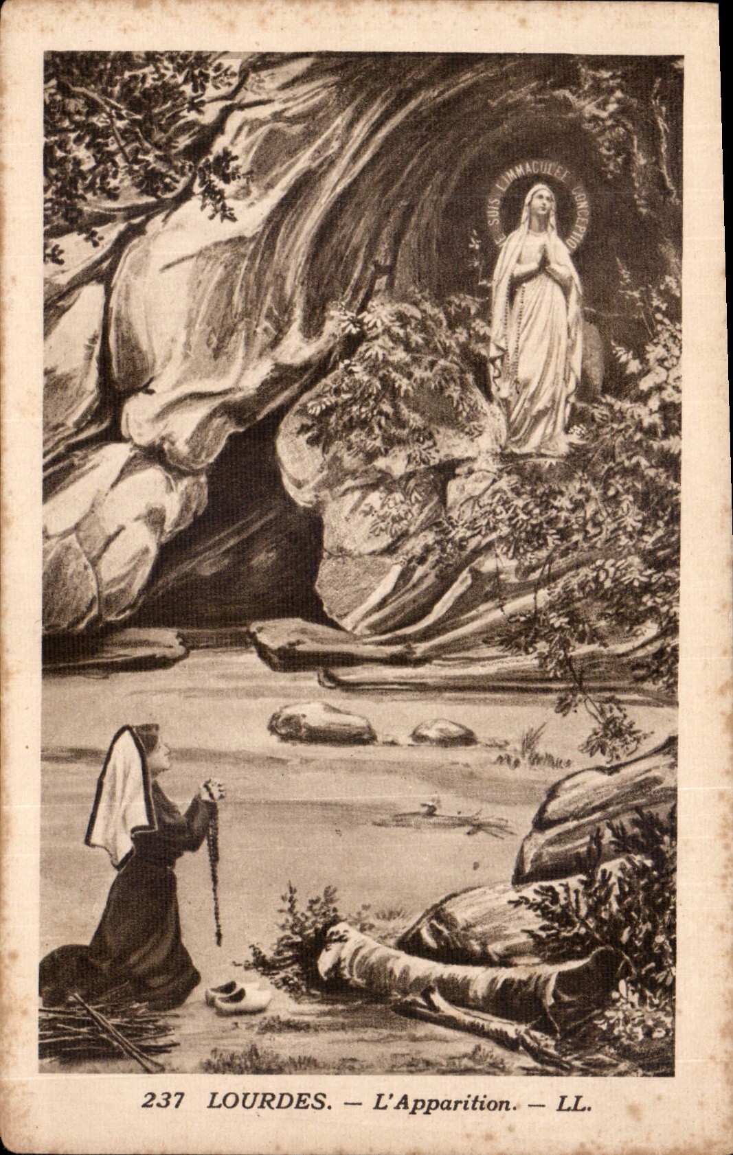 CPA Lourdes L'Apparition 