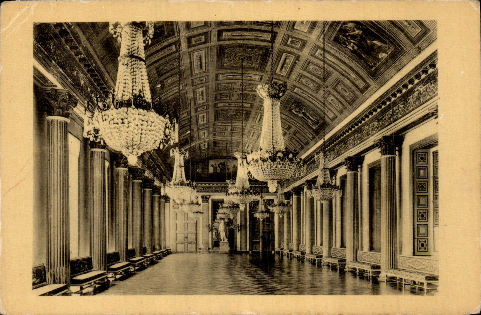 CPA Chateau de Compiegne Galerie de Bal