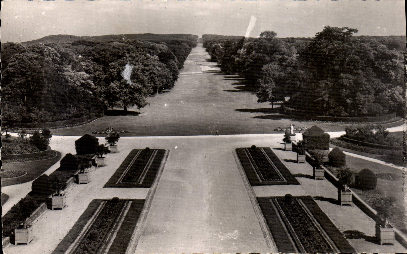 CPA Compiegne Oise Le Parc du Chateau