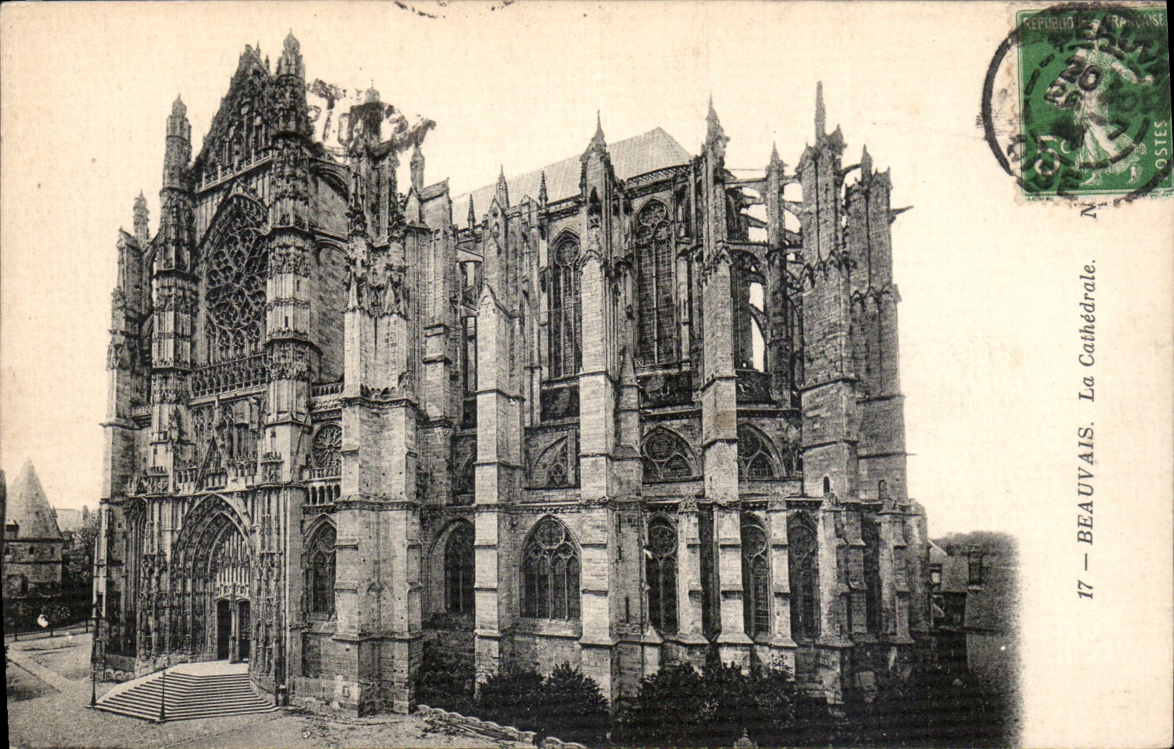 CPA Beauvais La Cathedrale 