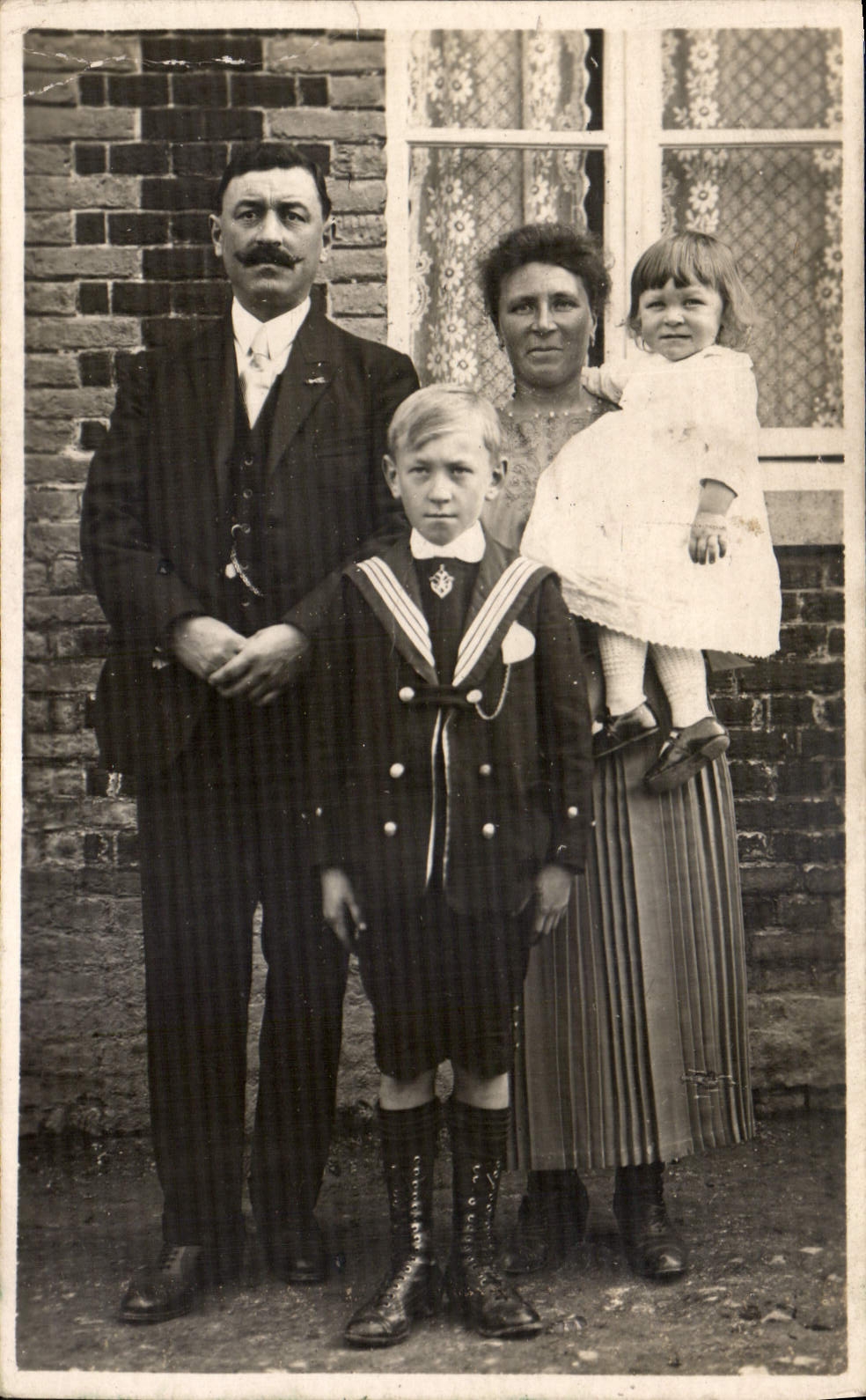 CARTE PHOTO Enfants Femme