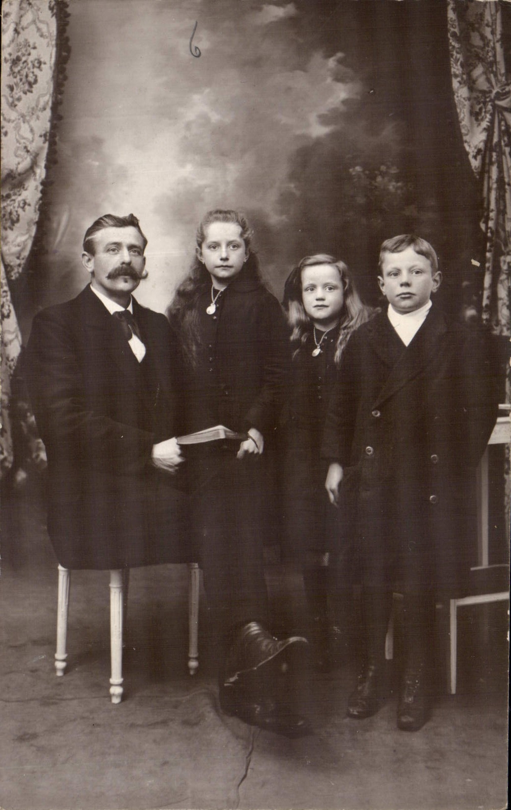 CARTE PHOTO Homme Enfants