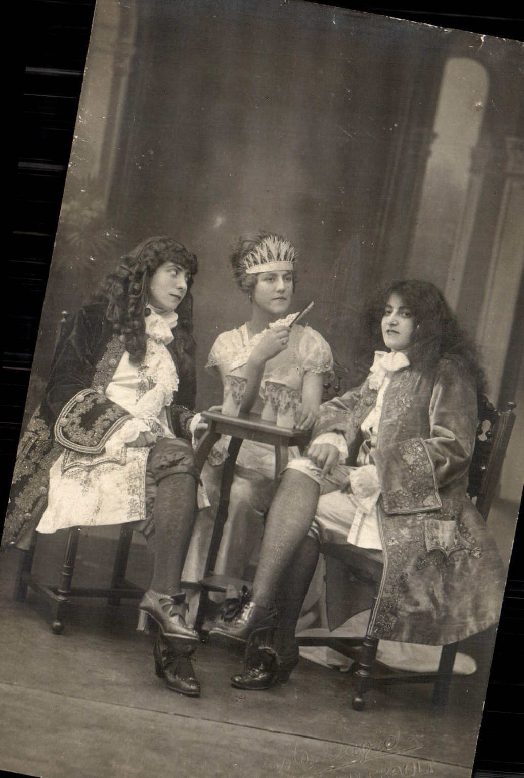 CARTE PHOTO Femmes  Chatellerault Theatre