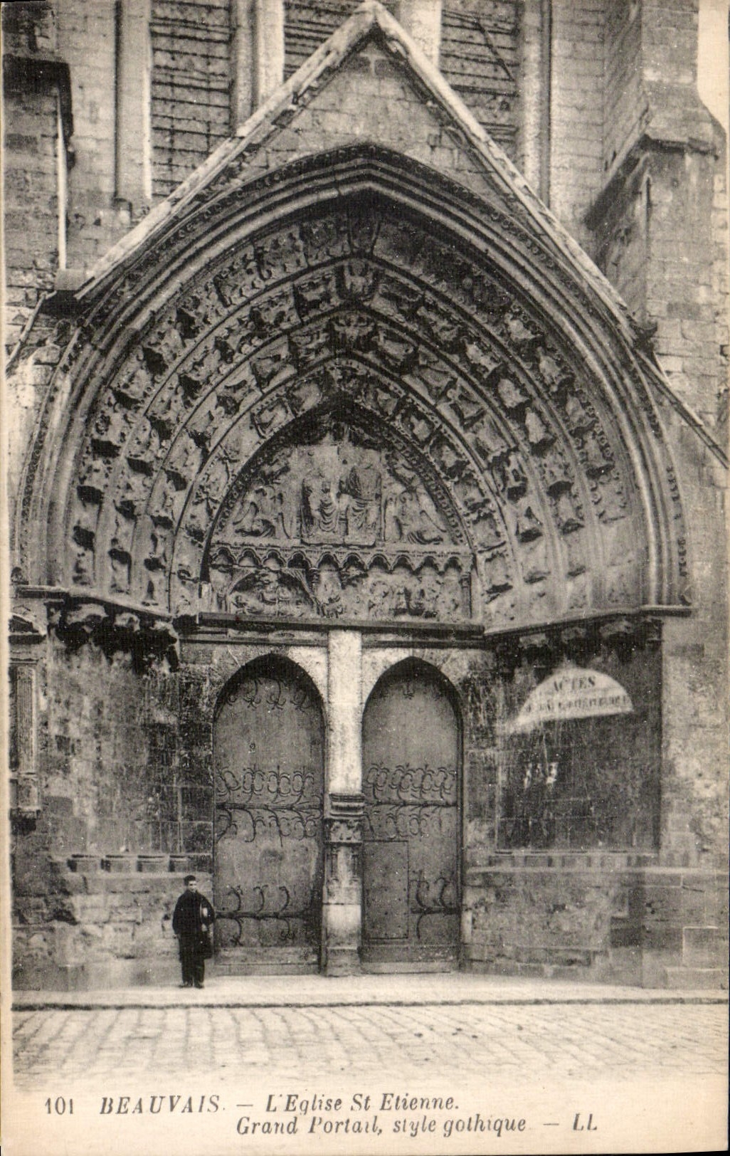 CPA Beauvais L'Eglise St Etienne 