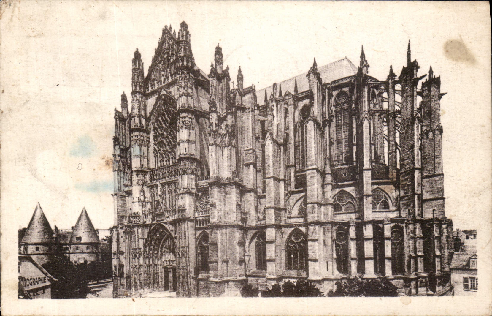 CPA Beauvais La Cathedrale 