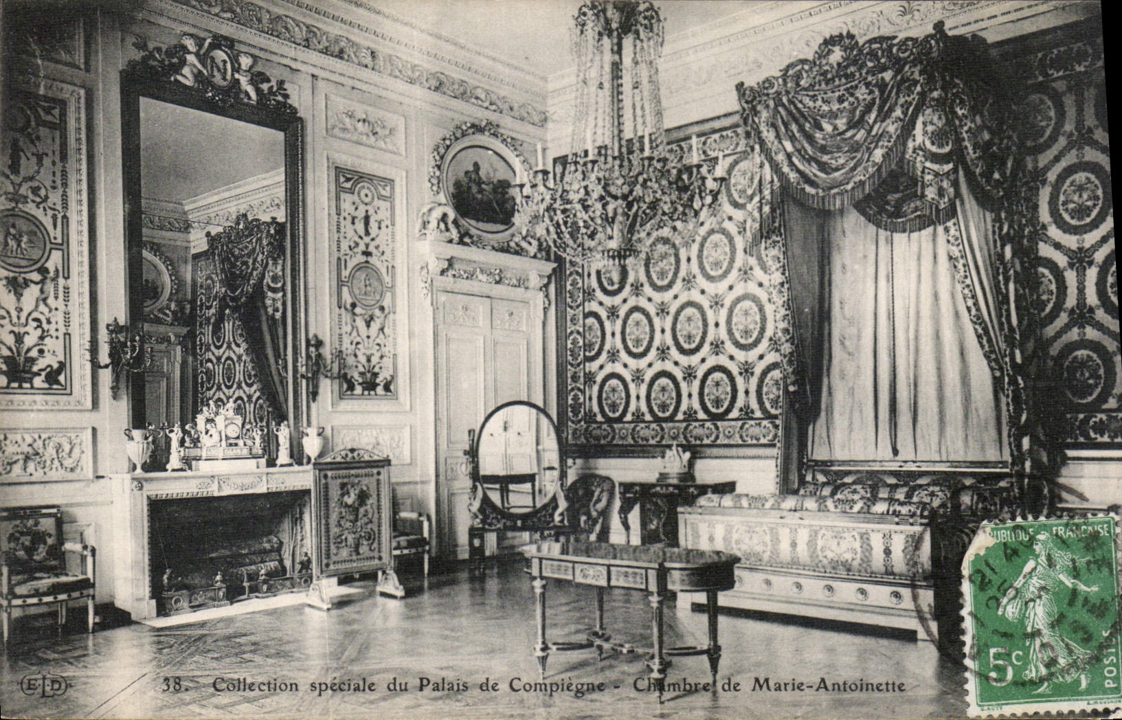 CPA Collection speciale du Palais de Compiegne Chambre de Marie Antoinette 