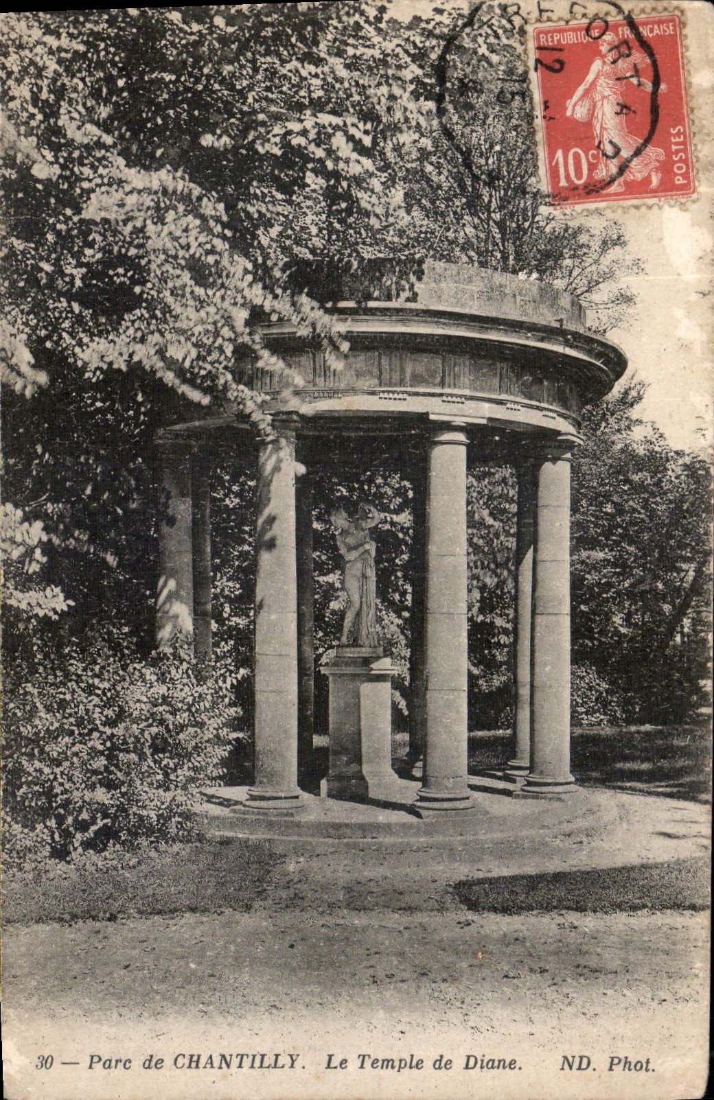 CPA Parc de Chantilly Le Temple de Diane