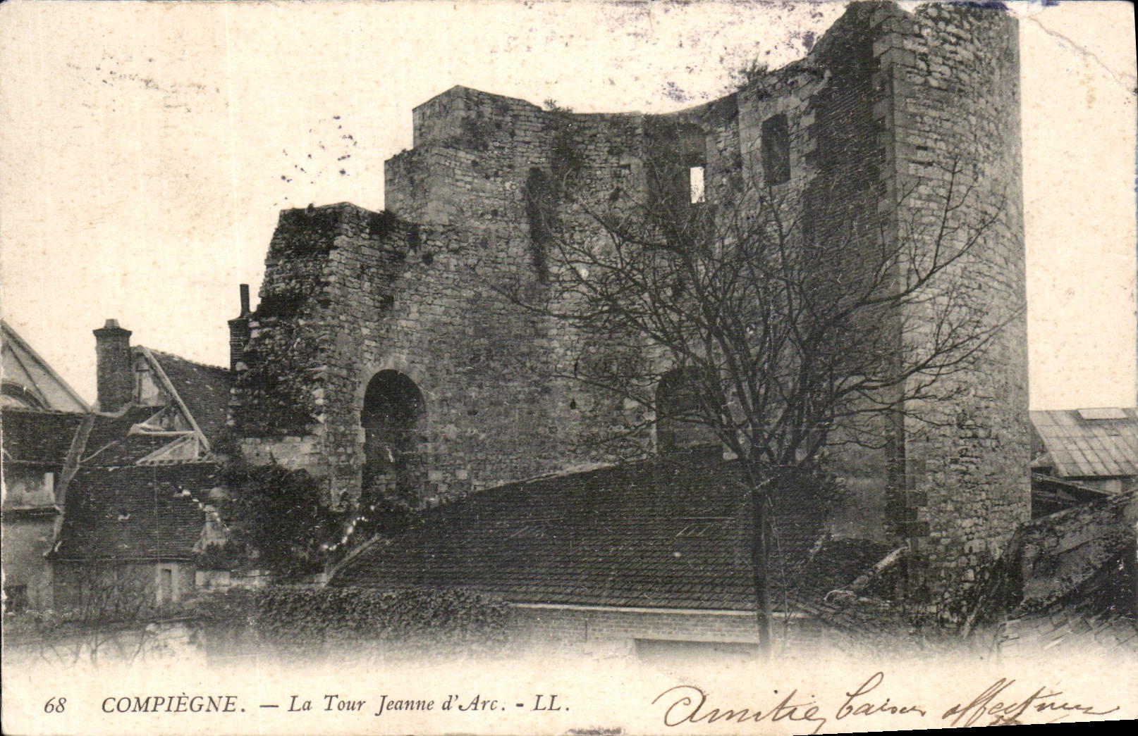 CPA Compiegne La Tour Jeanne d'Arc 