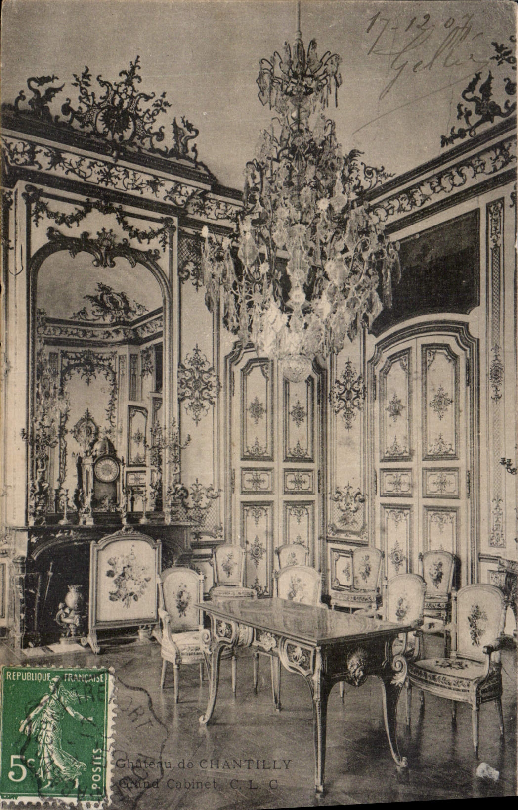 CPA Chateau de Chantilly Cabinet 