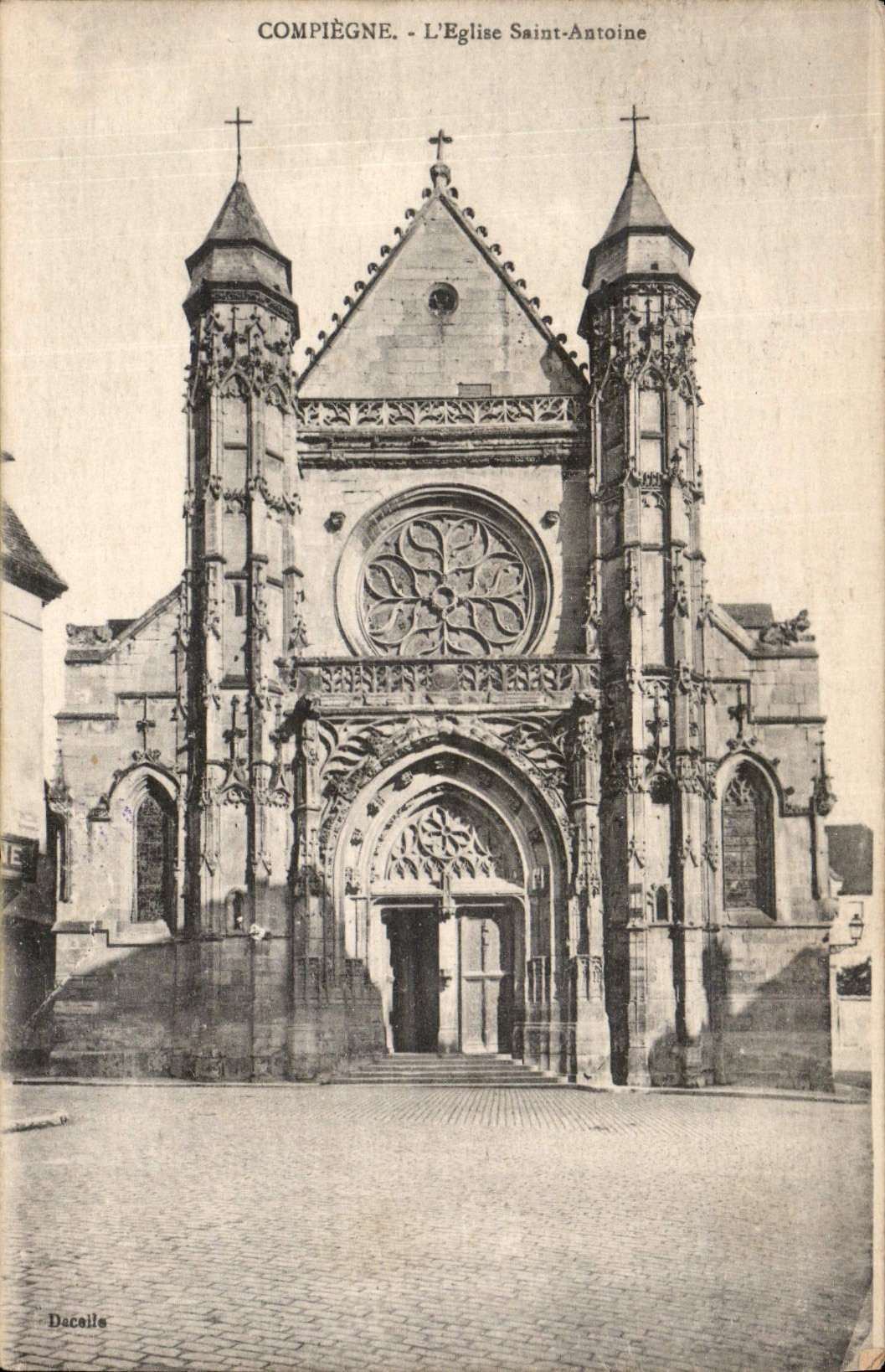 CPA Compiegne l'Eglise Saint Antoine 
