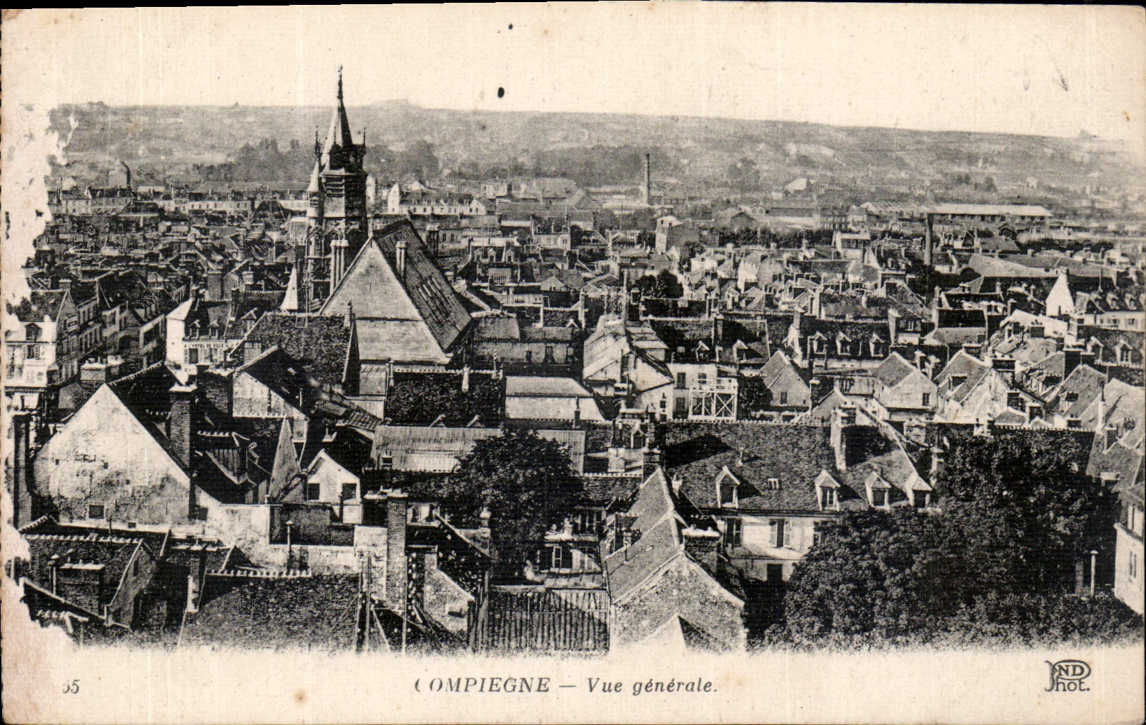 CPA Compiegne vue generale 