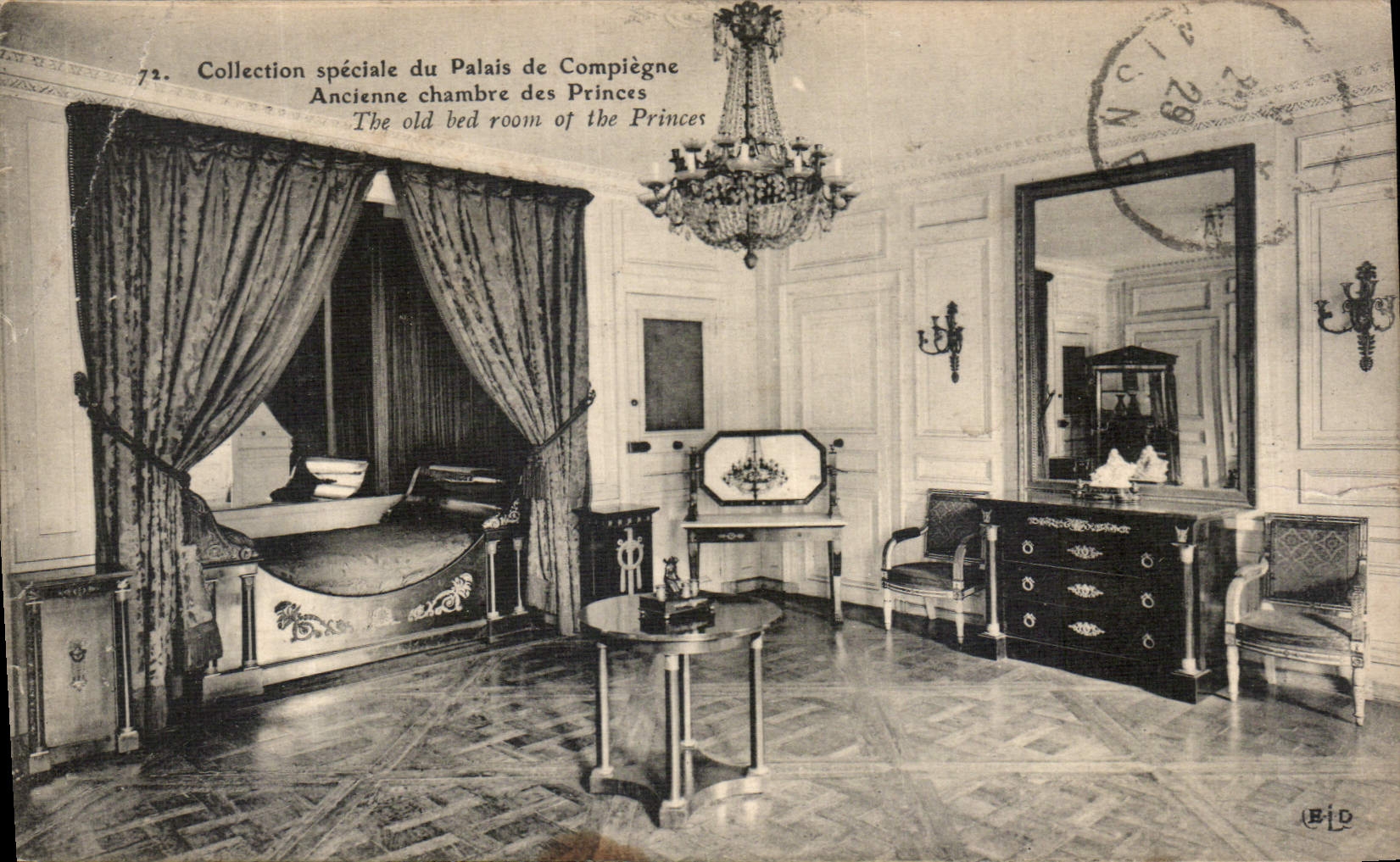 CPA Collection speciale du Palais de Compiegne ancienne chambre des Princes 