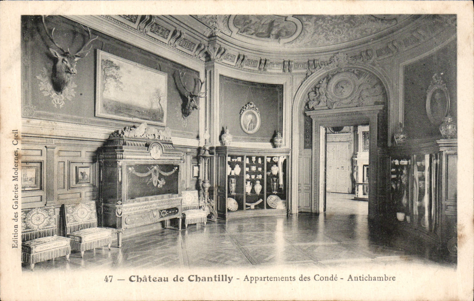 CPA Chateau de Chantilly Appartements des Conde Antichambre 