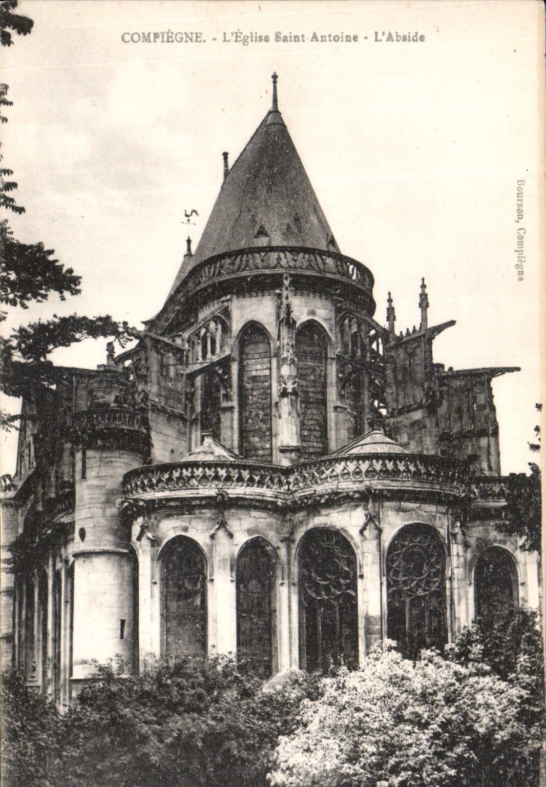 CPA Compiegne L'Eglise Saint Antoine l'Abside 