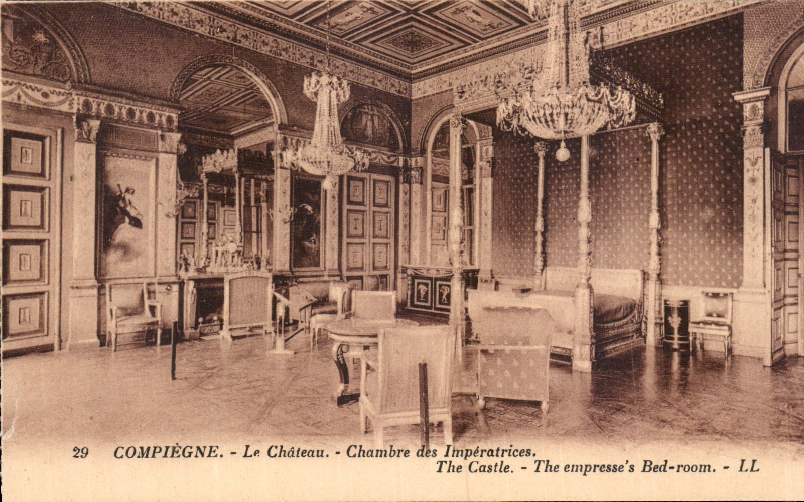 CPA Compiegne le Chateau Chambre des Imperatrices 