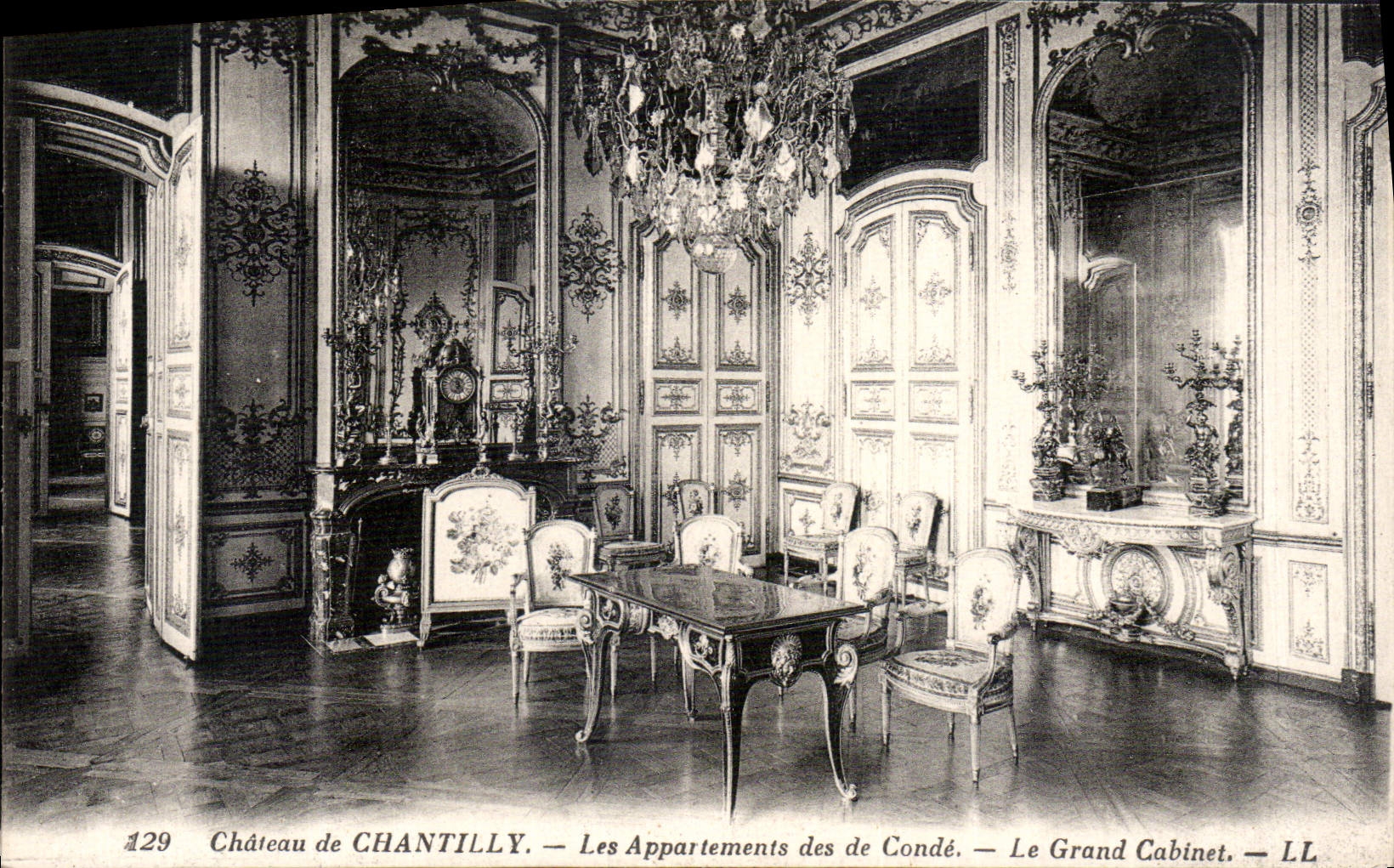 CPA Chateau de Chantilly les Appartements des de Conde le Grand Cabinet 