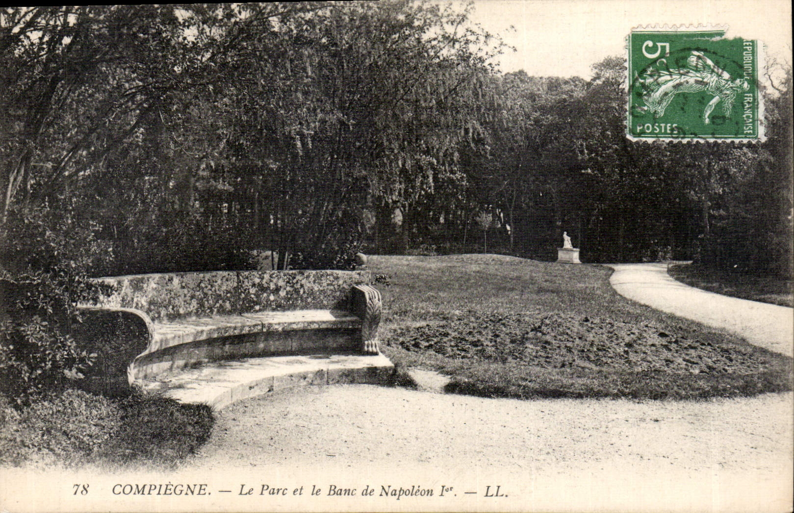 CPA Compiegne le Parc et le Banc de Napoleon Ier 