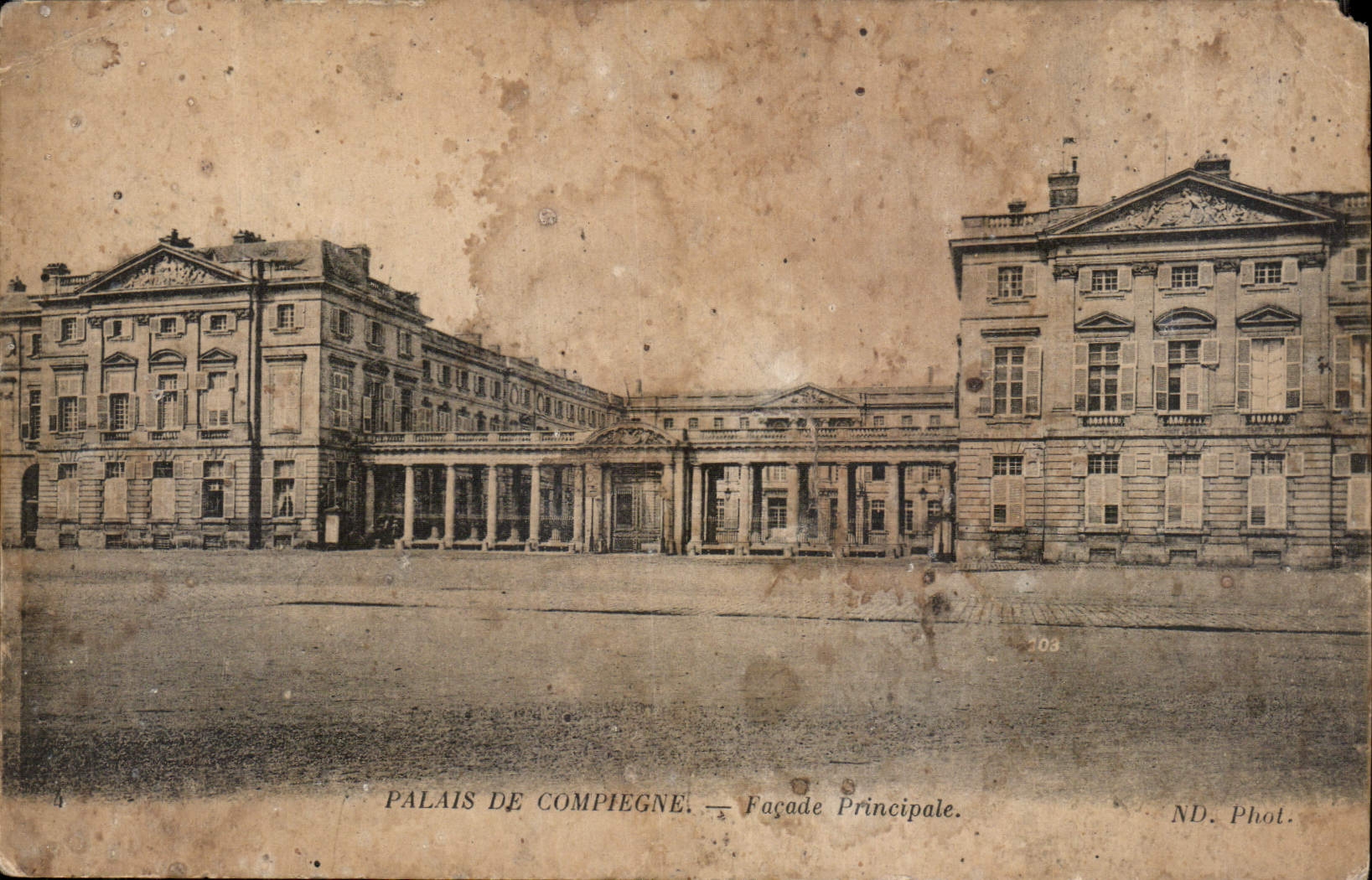 CPA Palais de Compiegne facade Principale 