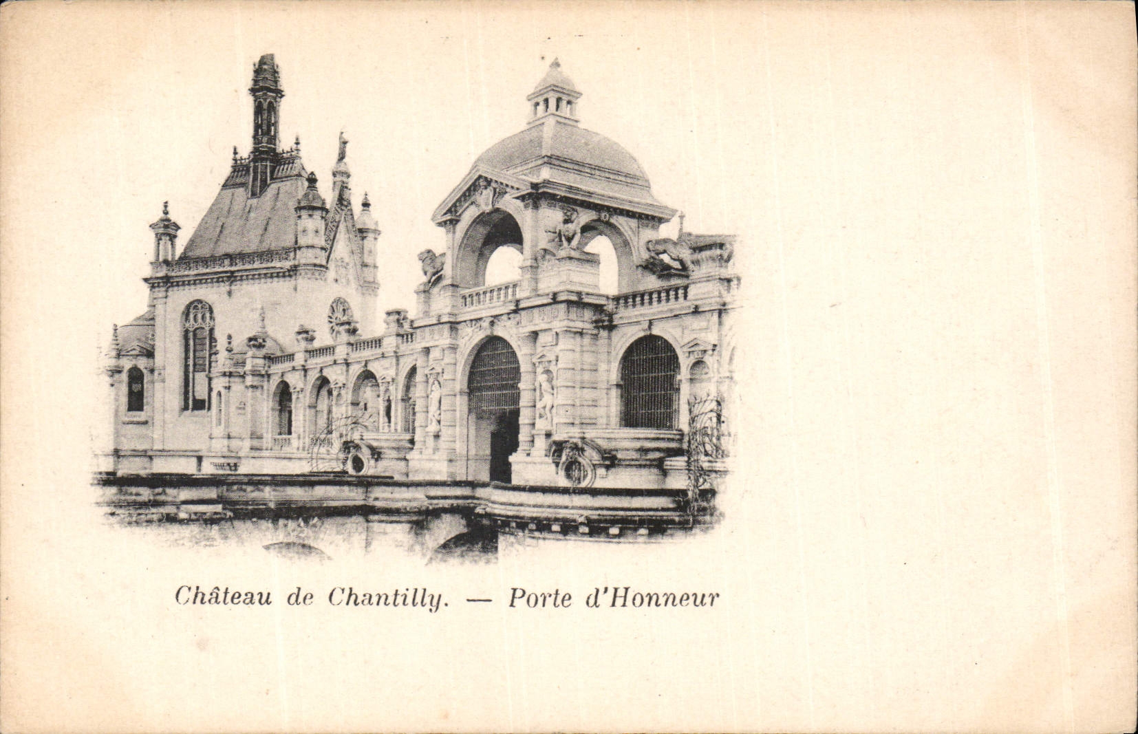 CPA Chateau de Chantilly porte d'Honneur 