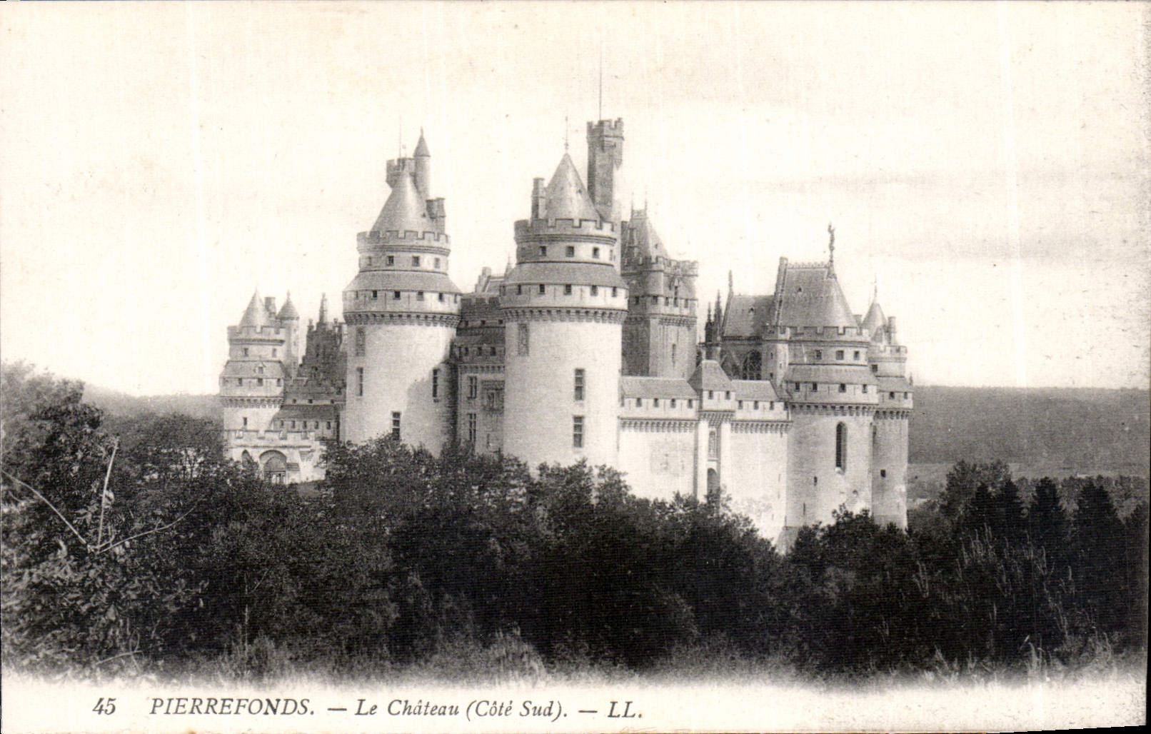 CPA Pierrefonds le Chateau cote sud 
