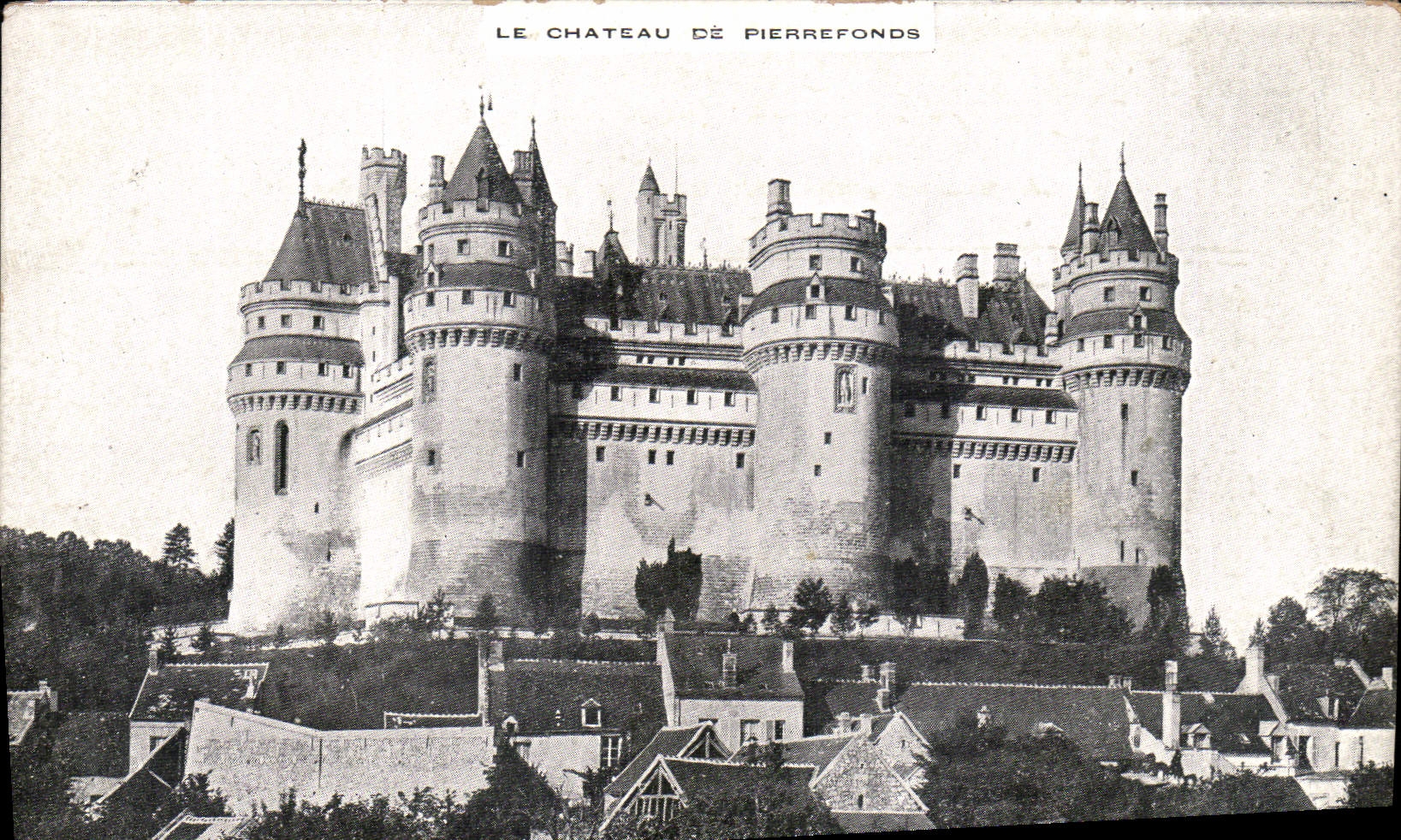 CPA Le Chateau de Pierrefonds 