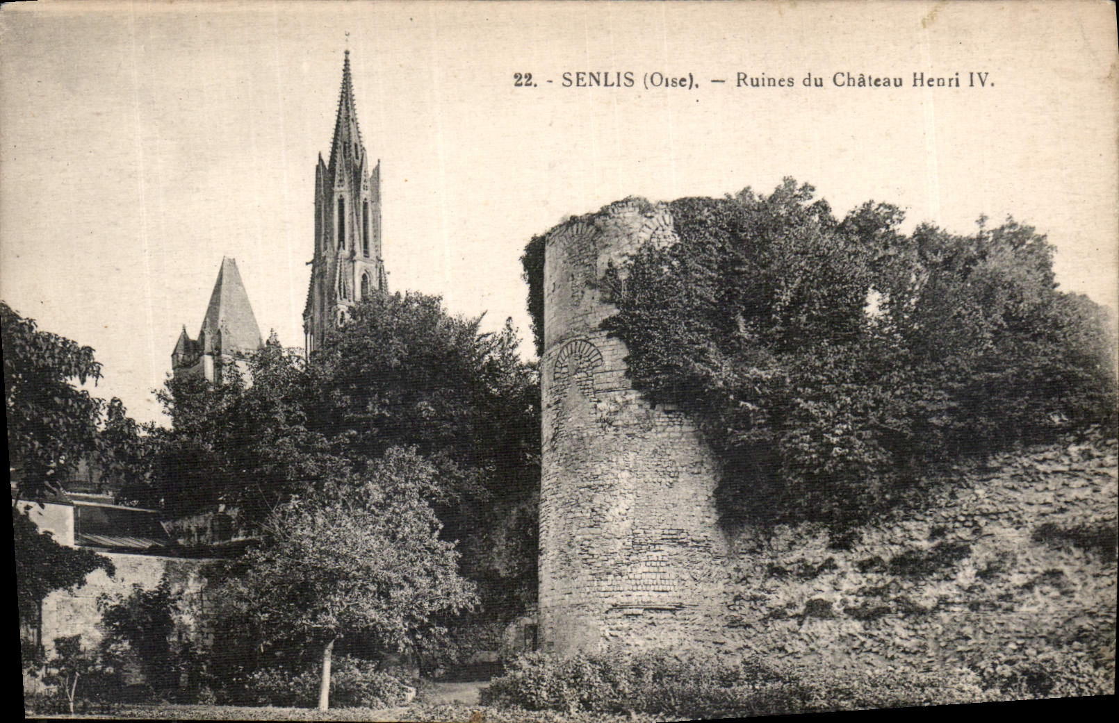 CPA Senlis Oise Ruines du Chateau Henri IV 