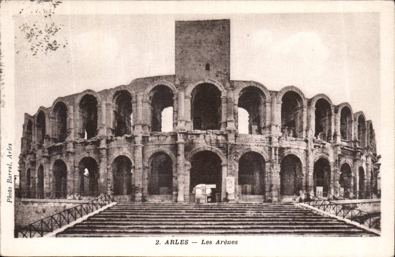 CPA Arles les Arenes 
