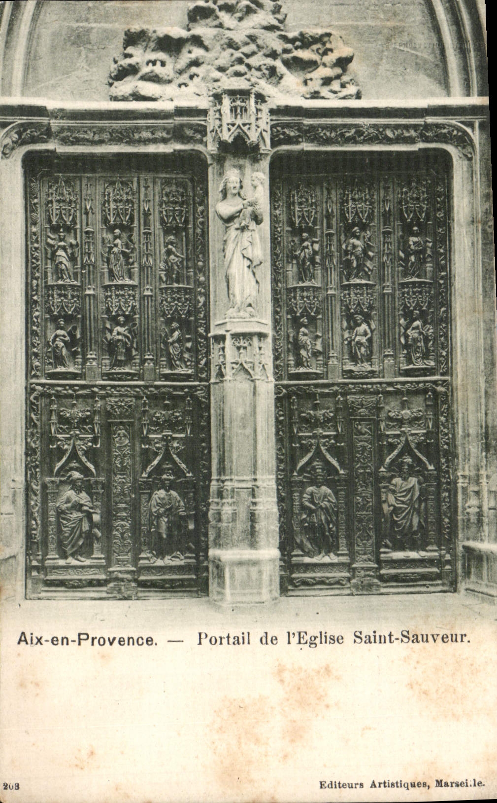 CPA Aix en Provence portail de l'Eglise Saint Sauveur 